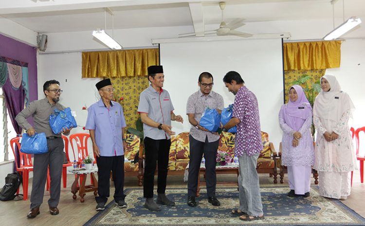 Sumbangan Zakat Wakalah Ringankan Beban Pelajar Yatim Dan Asnaf